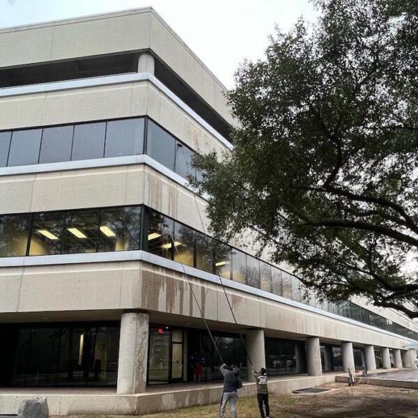 Commercial window cleaning Sugar Land